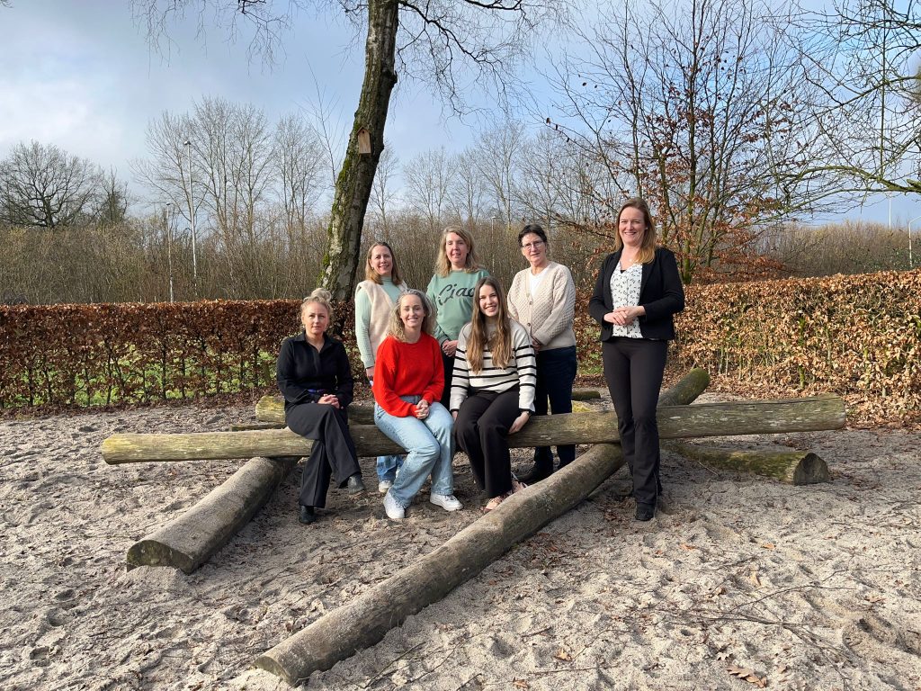 Leukste leraren in Vaassen zitten op de Montessori Sterrenschool Geerstraat